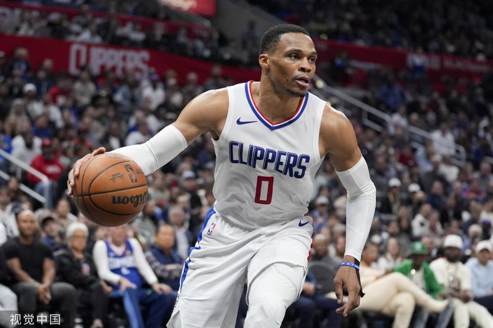 更强的内线 更强的内线