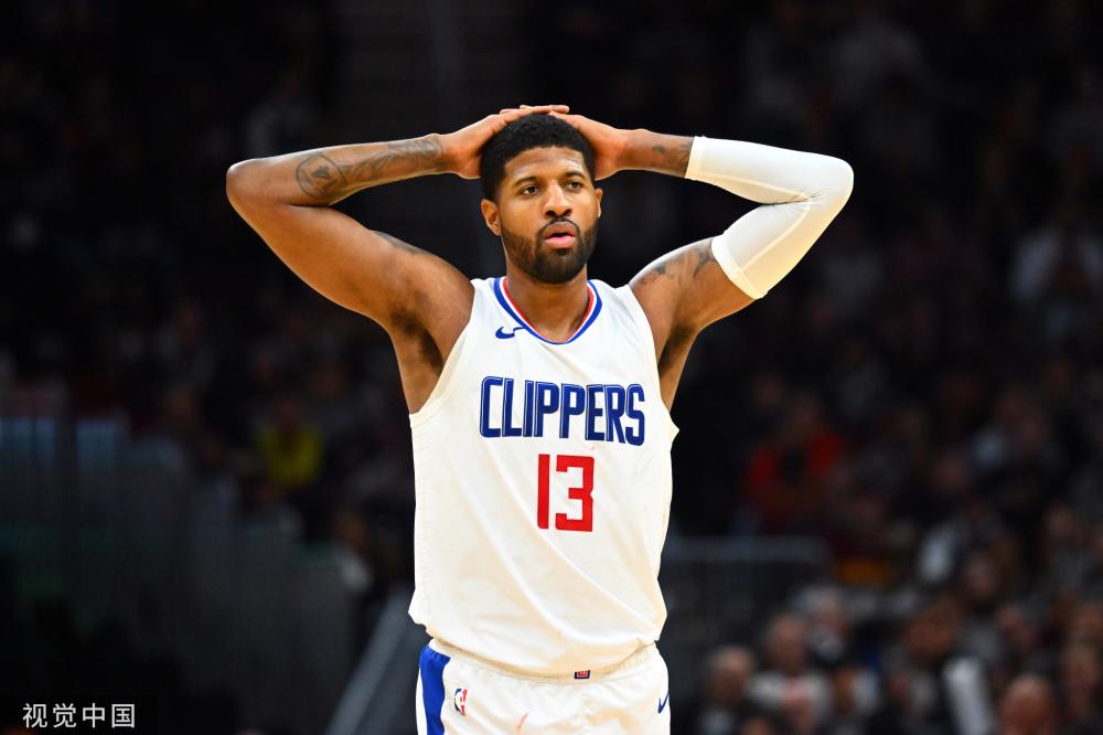 被判罚红牌 被判罚红牌